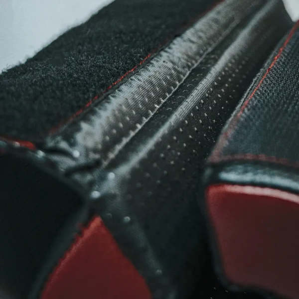 antislip-dots-velcro-cushion