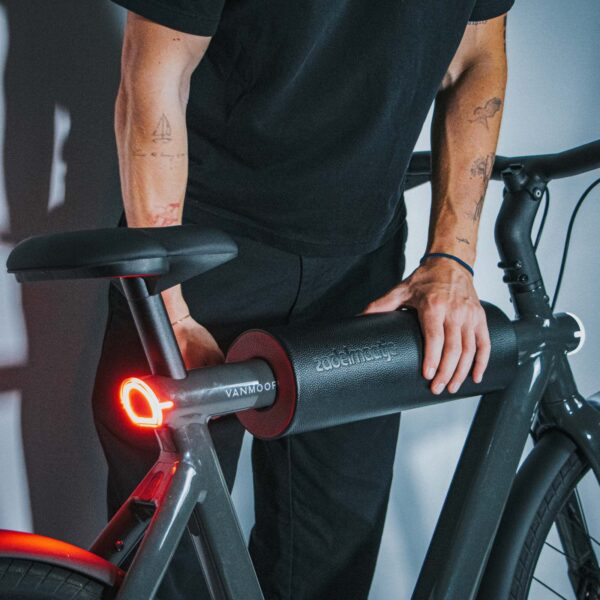 zadelmaatje amore kussen stang vanmoof medium productfoto